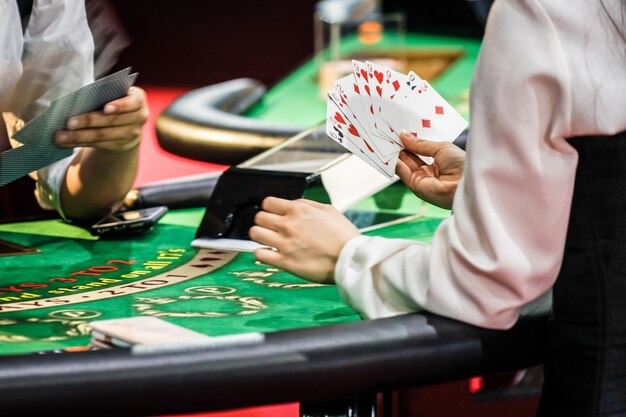 Live dealer at PMGC blackjack table on link betogel mobile app
